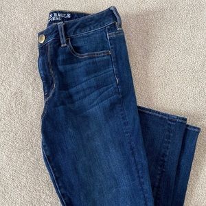 High Rise AEO Jeans (Like New)